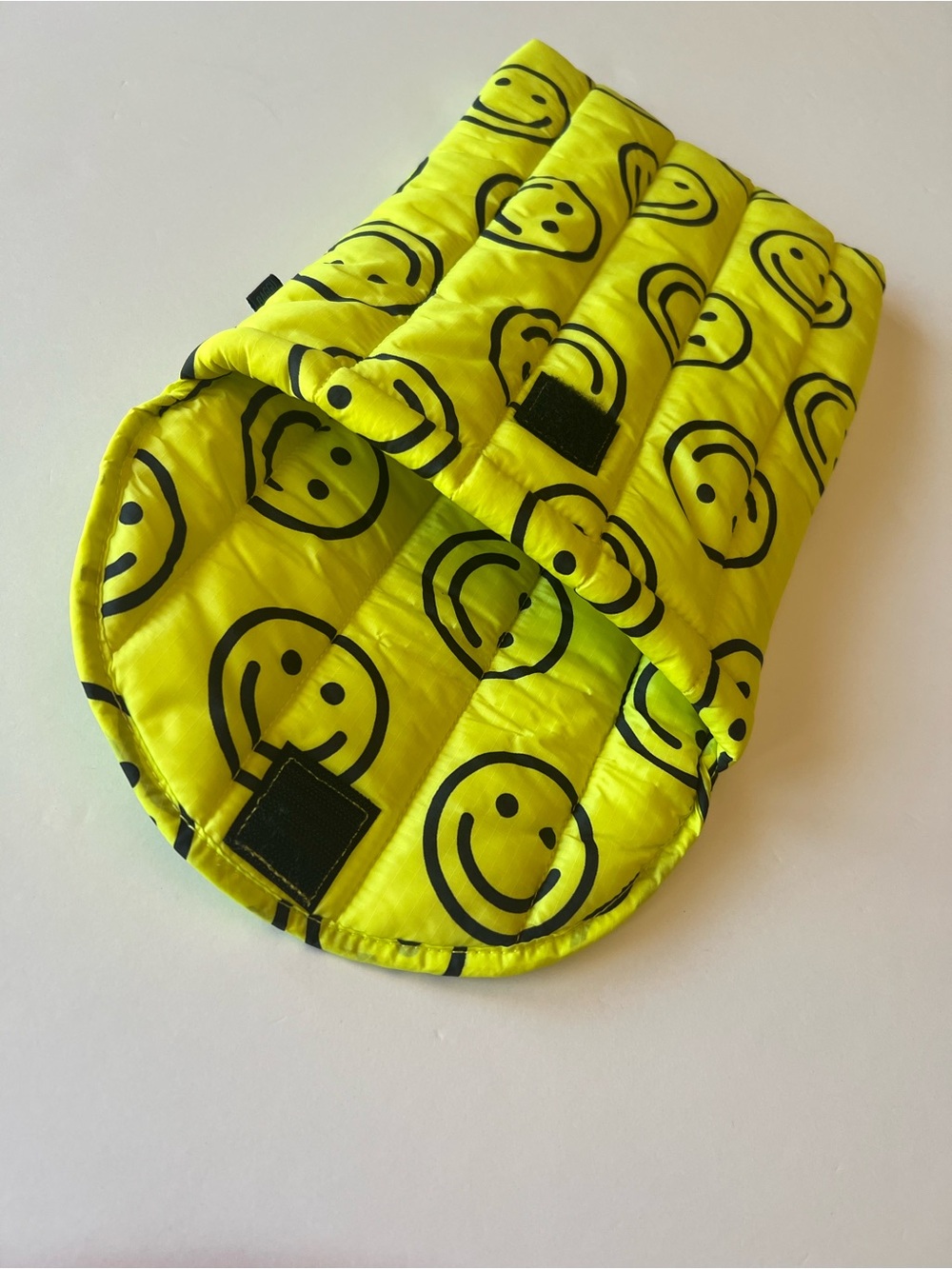 Baggu Puffy Yellow Happy Laptop Sleeve 13" - Picture 4 of 4